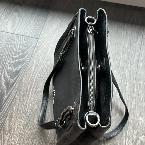 Coach Bag - Picture 2 of 3